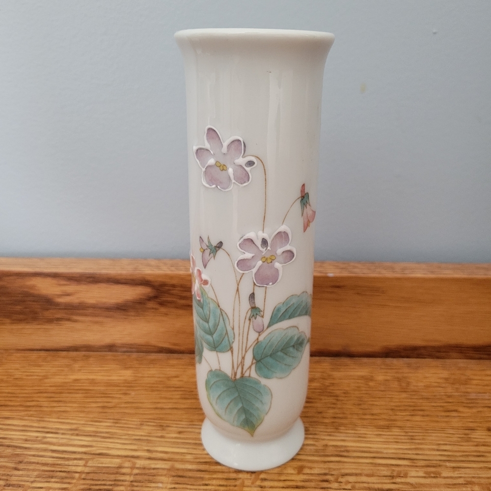 Vintage Otigiri Bud Vase 8"